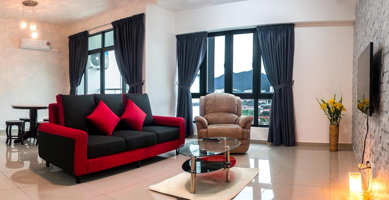 Lazy Traveler'S Suite By D Imperio Homestay George Town Buitenkant foto